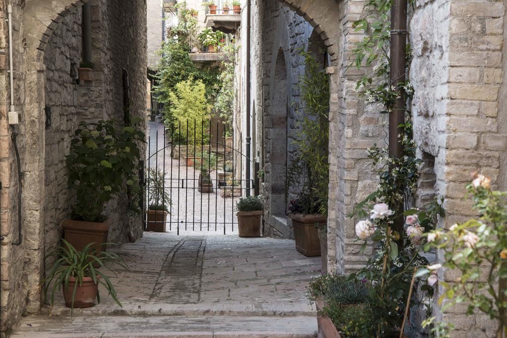 Residenza La Corte Assisi Exterior foto